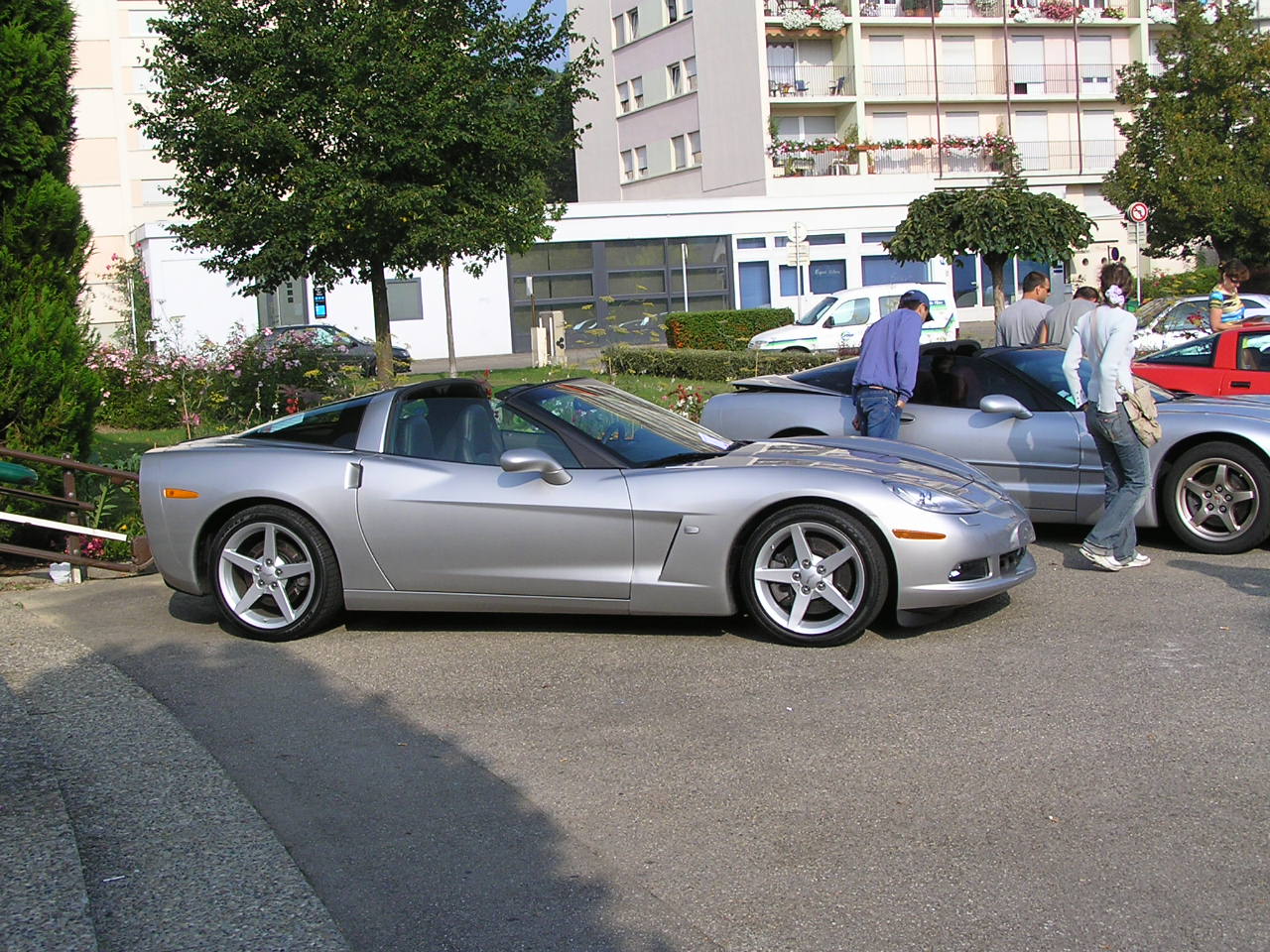 CORVETTE DAY 2005 -1