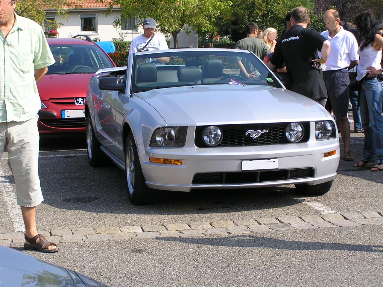 CORVETTE DAY 2005 -12