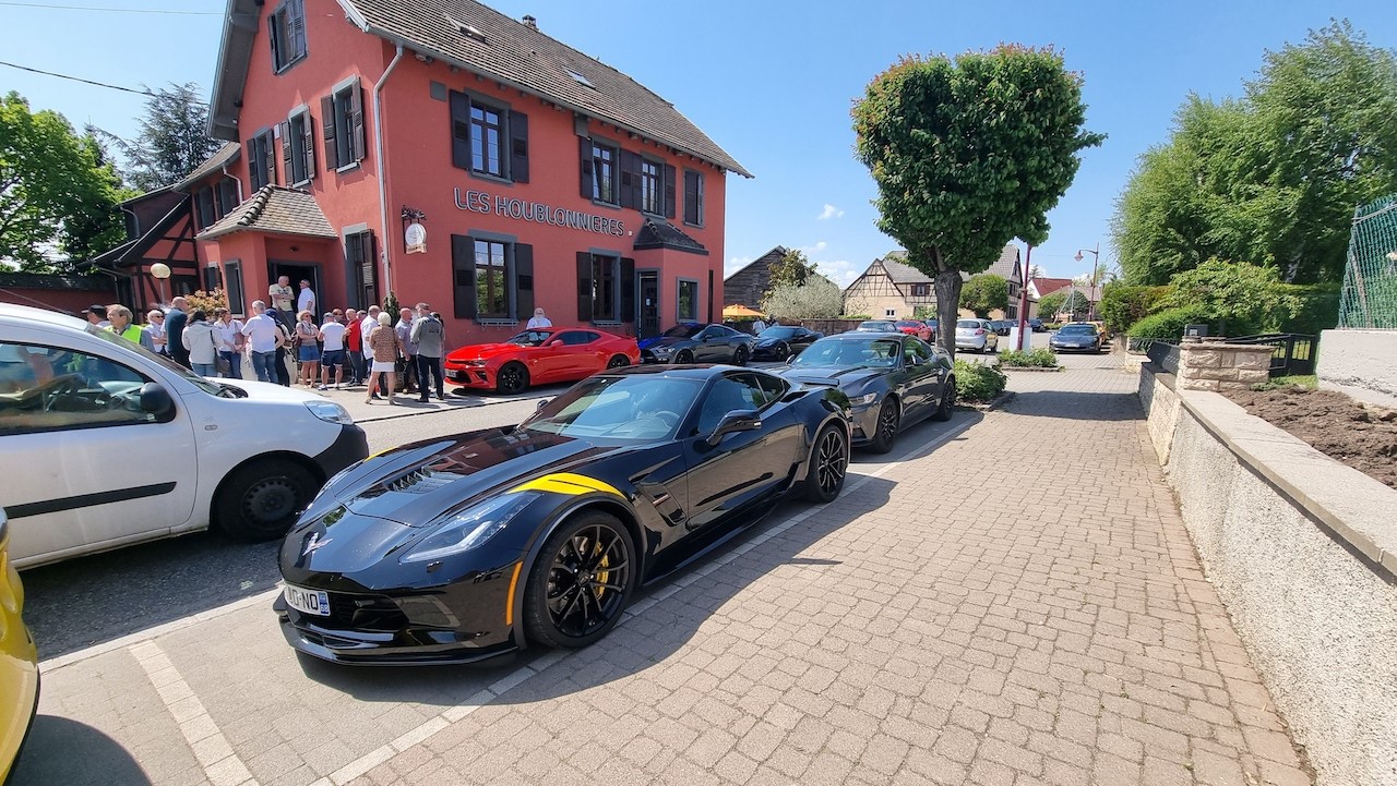 Corvette mustang 42